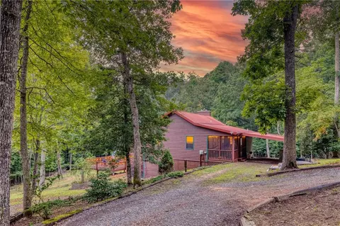 271 Rolling Hills Dr, Morganton, GA 30560