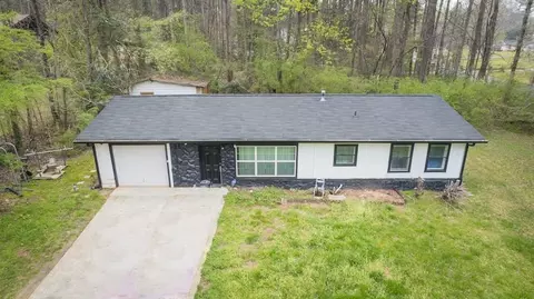 3681 Stonewall Tell Rd, Atlanta, GA 30349