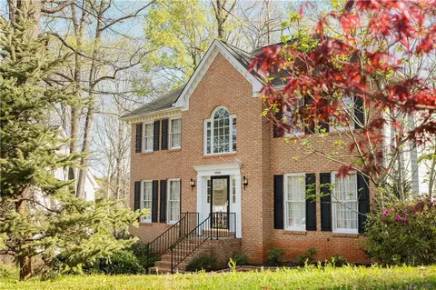 2221 Dawn Ct, Suwanee, GA 30024
