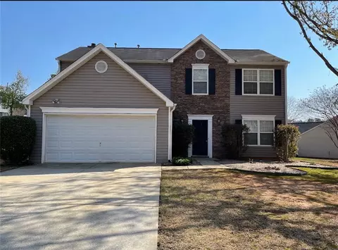 6150 Buck Hollow Dr, Acworth, GA 30101