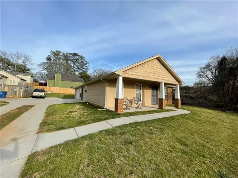 4852 Campbell Dr, Atlanta, GA 30349