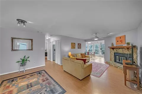 3414 Lake Pointe Cir, Roswell, GA 30075