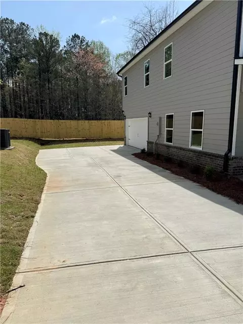 160 Heard Ln, Covington, GA 30014 photo 18