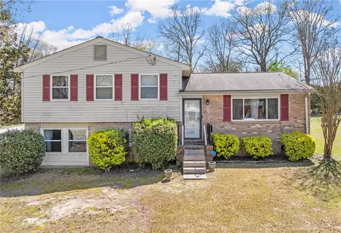 1810 Town Pl, Snellville, GA 30078