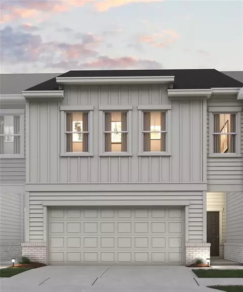 561 Point Place Dr, Loganville, GA 30052