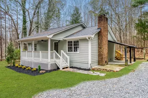 547 Rock Forge Ct, Jefferson, GA 30549