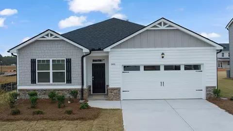 313 Harrow Dr, Perry, GA 31069