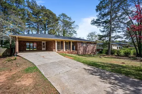 3375 Lauada Dr, Douglasville, GA 30135