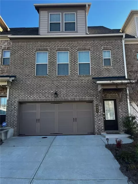 3807 Hidden Valley Cir, Lawrenceville, GA 30044