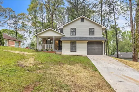 4495 Shelley Ln NW, Lilburn, GA 30047