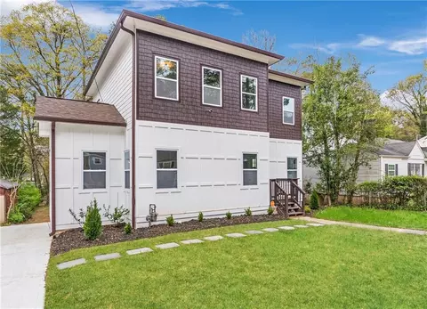 1409 Lorenzo Dr SW, Atlanta, GA 30310