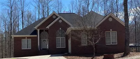 320 Red Bank Rd, Alpharetta, GA 30004