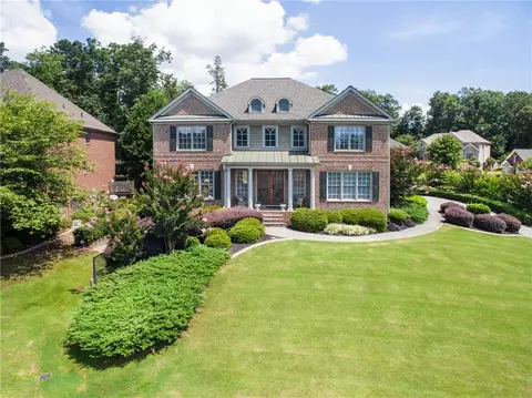 1390 Boomer Cir, Suwanee, GA 30024