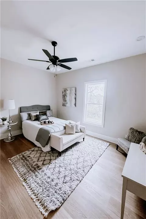 Bedroom - 185 Oak St, Commerce, GA 30529 photo 4 of 5