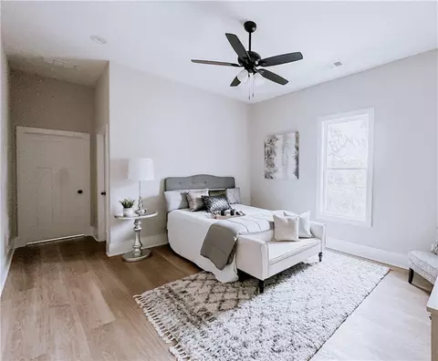 Bedroom - 185 Oak St, Commerce, GA 30529 photo 2 of 5