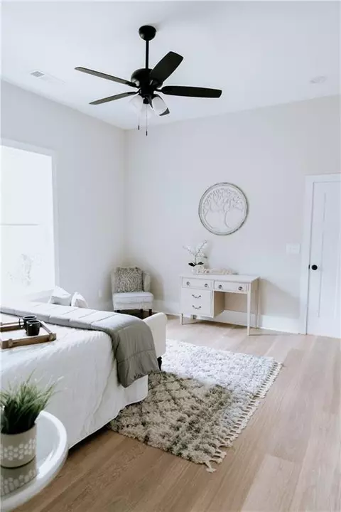 Bedroom - 185 Oak St, Commerce, GA 30529 photo 3 of 5