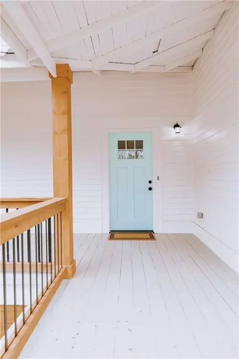 Exterior - 185 Oak St, Commerce, GA 30529 photo 7 of 11