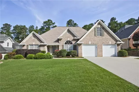 930 River Valley Dr, Dacula, GA 30019