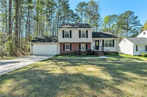 2215 Pleasant Hill Rd, Atlanta, GA 30349