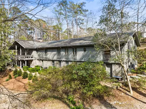 1330 W Garmon Rd, Atlanta, GA 30327