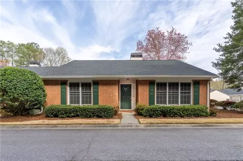 6561 Deerings Ln, Peachtree Corners, GA 30092