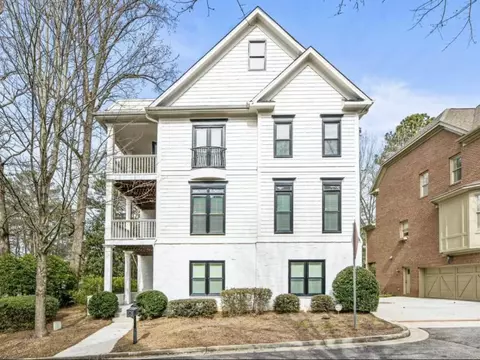 1000 Madeline Ln, Sandy Springs, GA 30350