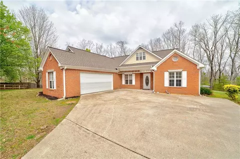 193 W Scott Ct, Fairmount, GA 30139