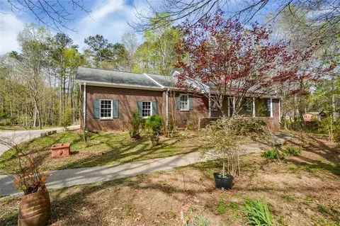 667 Longwood Ct SW, Marietta, GA 30008
