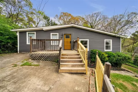 1669 Mary George Ave NW, Atlanta, GA 30318