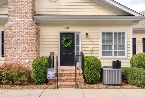 4019 Steeplechase Dr, Alpharetta, GA 30004
