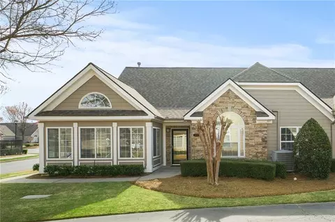 2200 Sweet Apple Cir, Alpharetta, GA 30004