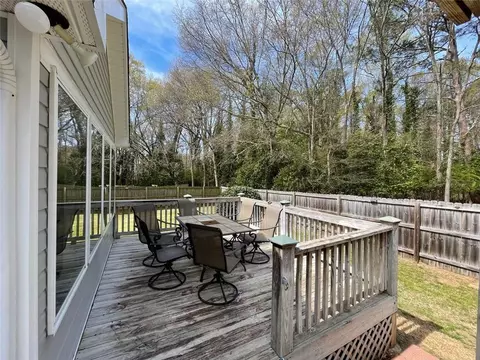 Exterior - 322 Harrison Ln, Winder, GA 30680 photo 6 of 10