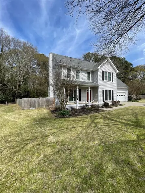 Exterior - 322 Harrison Ln, Winder, GA 30680 photo 9 of 10