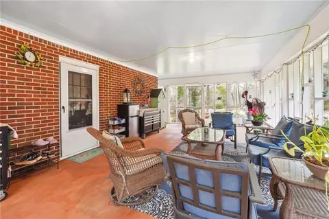 Living - 1029 Highway 36 E, Jackson, GA 30233 photo 1 of 4