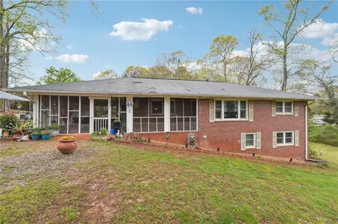 1029 Highway 36 E, Jackson, GA 30233