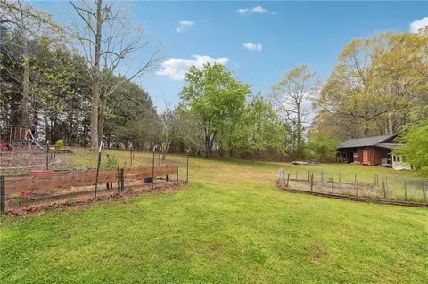 Exterior - 1029 Highway 36 E, Jackson, GA 30233 photo 5 of 5