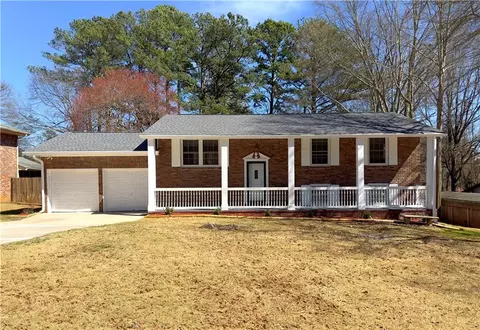 6426 Lanier Rd, Morrow, GA 30260