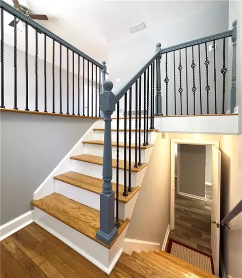 Entry Way - 6426 Lanier Rd, Morrow, GA 30260 photo 5 of 7