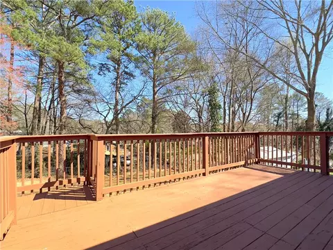 Exterior - 6426 Lanier Rd, Morrow, GA 30260 photo 9 of 14