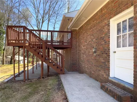 Exterior - 6426 Lanier Rd, Morrow, GA 30260 photo 11 of 14