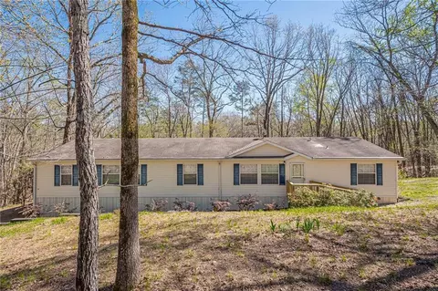 273 Wilderness Camp Rd SE, White, GA 30184