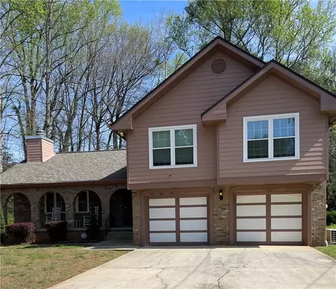 3980 Leisure Woods Dr, Decatur, GA 30034