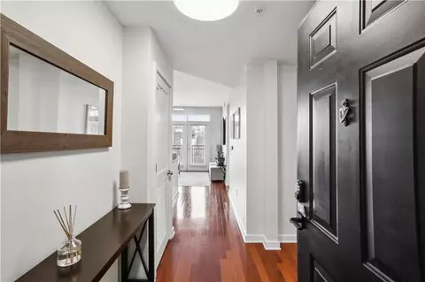 390 17th St NW #5021, Atlanta, GA 30363