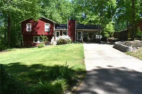 2023 Carriage Way, Lawrenceville, GA 30043