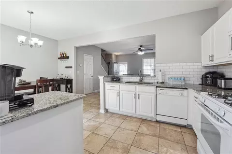 3728 Berkeley Xing #83, Duluth, GA 30096 photo 12