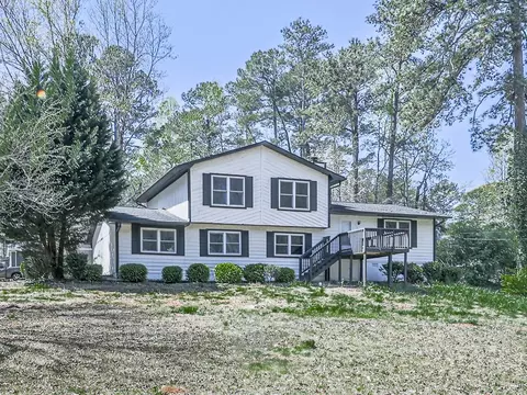 3557 Manhattan Dr, Decatur, GA 30034