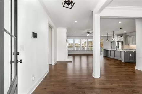 Entry Way - 407 Lakeview Way, Lagrange, GA 30241 photo 1 of 4