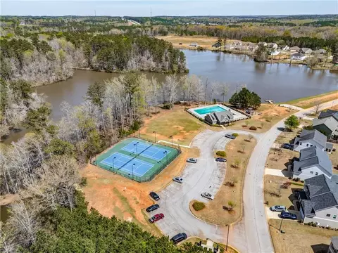 View/Area - 407 Lakeview Way, Lagrange, GA 30241 photo 1 of 5