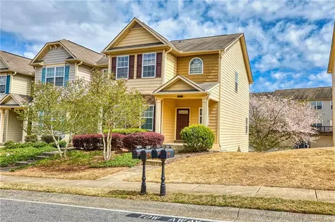 2463 Suwanee Pointe Dr, Lawrenceville, GA 30043