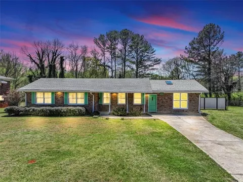 2047 Silver Creek Dr, Austell, GA 30168